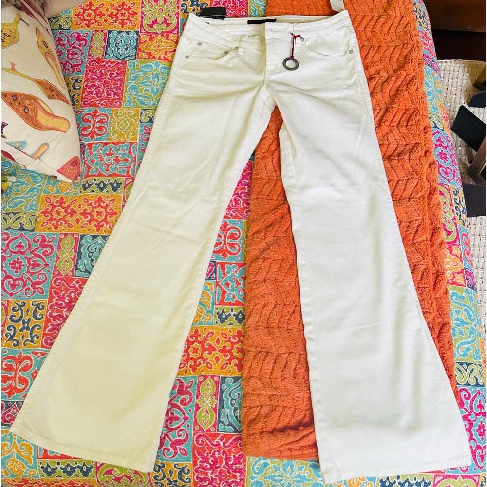 Buffalo David Bitton creamy white jeans